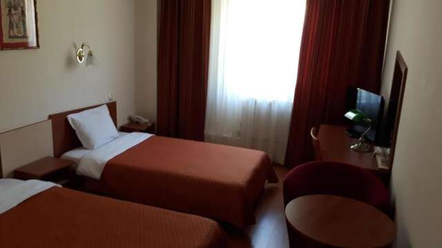 Отель Primavera 2 Hotel Пазарджик-51